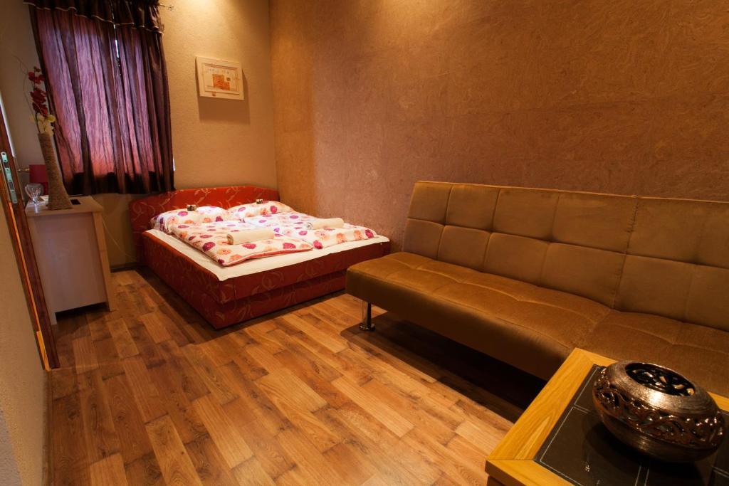 Bed and Breakfast Malom Club Panzio Бая Экстерьер фото